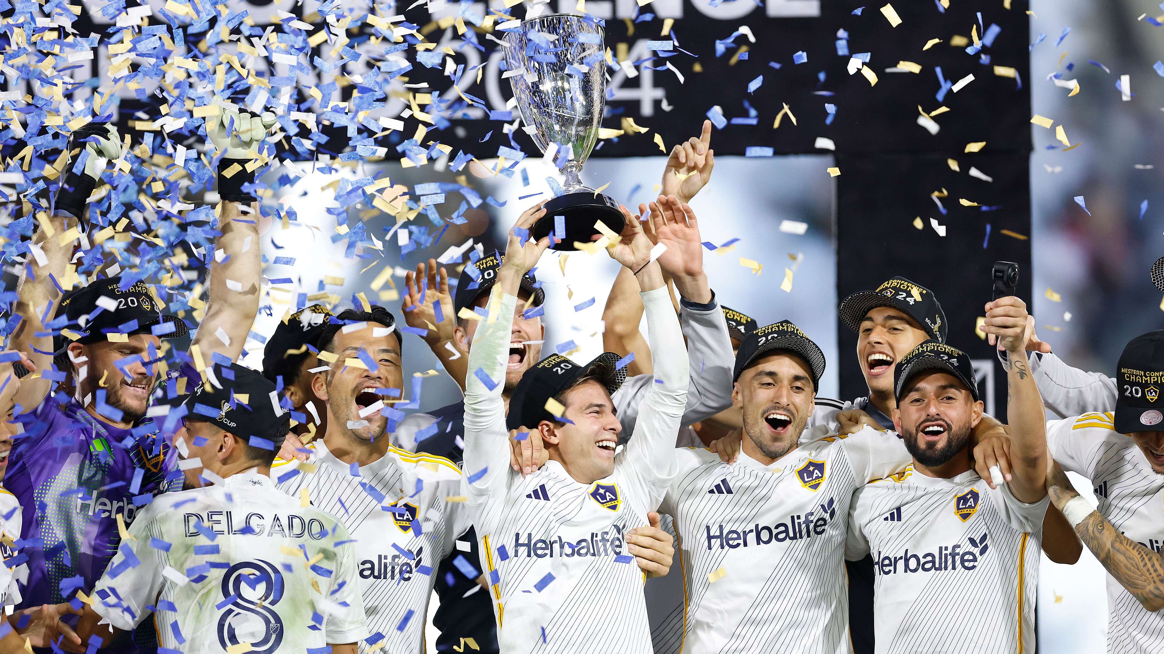 赛中给曼联 赛中给曼联